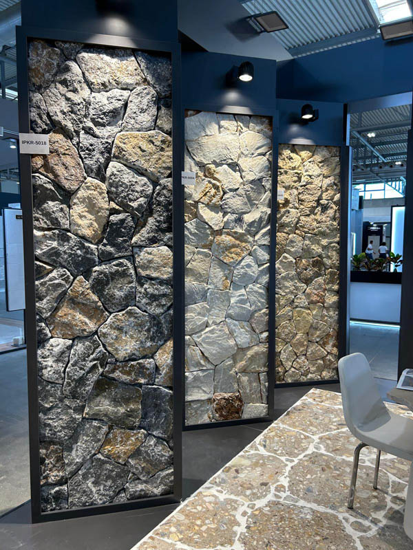 WALLS